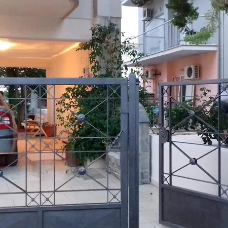 公寓 Seaside For 6 People - Alykes *