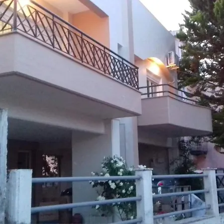 Seaside For 6 People - Alykes Dhimini