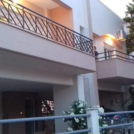 公寓 Seaside For 6 People - Alykes Dhimini