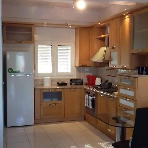 Seaside For 6 People - Alykes Apartment